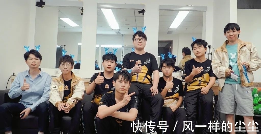 用战术调整 用战术调整